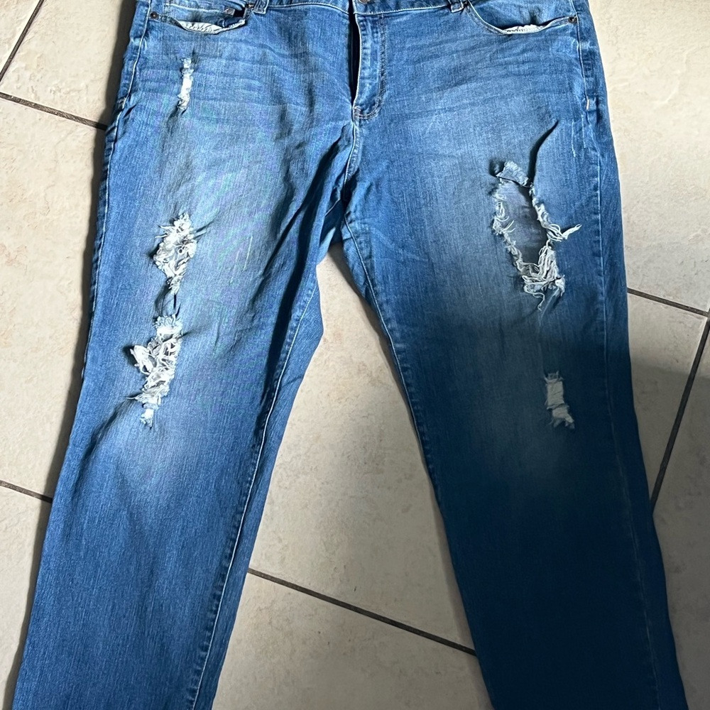 Blue Distressed Women's Jeans